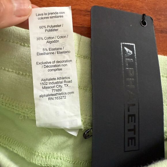 NWT Alphalete Womens S Essential Core Sweat Shorts Spring Green Zipped Pockets - Picture 5 of 13